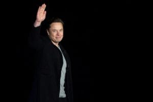Elon Musk propose d’acheter Twitter pour une énorme somme d’argent