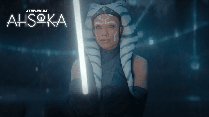 Ahsoka dans la première bande-annonce du spin-off de Star Wars Ahsoka est une série télévisée américaine en prise de vues réelles issue de l'univers Star Wars et produite par Dave Filoni et Jon Favreau.