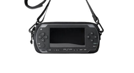 Zara transforme la PSP en accessoire rétro ultra nostalgique Zara transforme la PSP en accessoire rétro ultra nostalgique