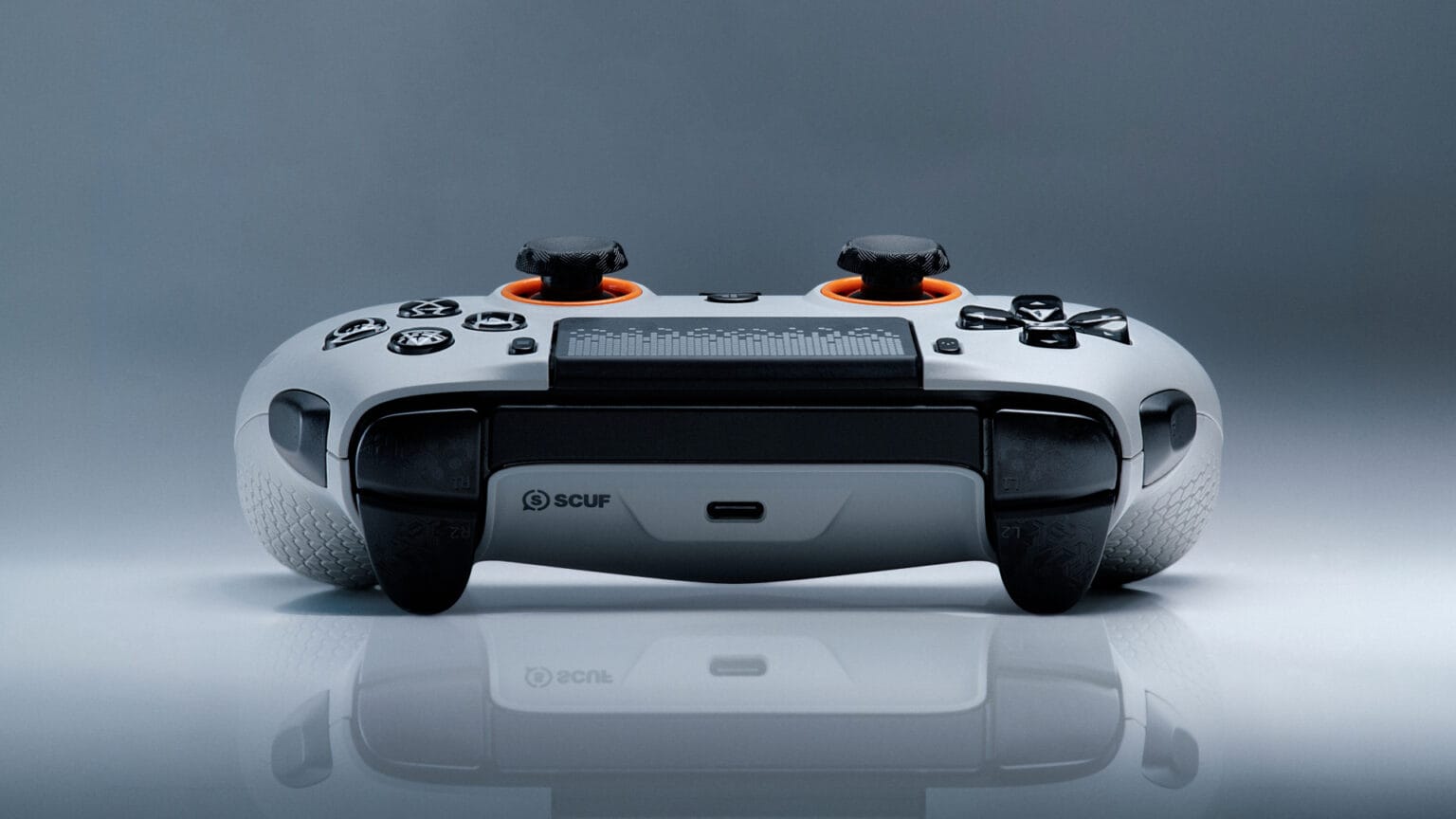 SCUF Omega : la manette PS5 premium qui veut séduire les joueurs compétitifs